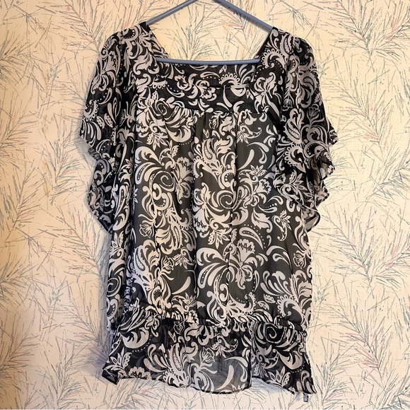 Apt. 9 black and white blouse size 2x - Picture 1 of 5